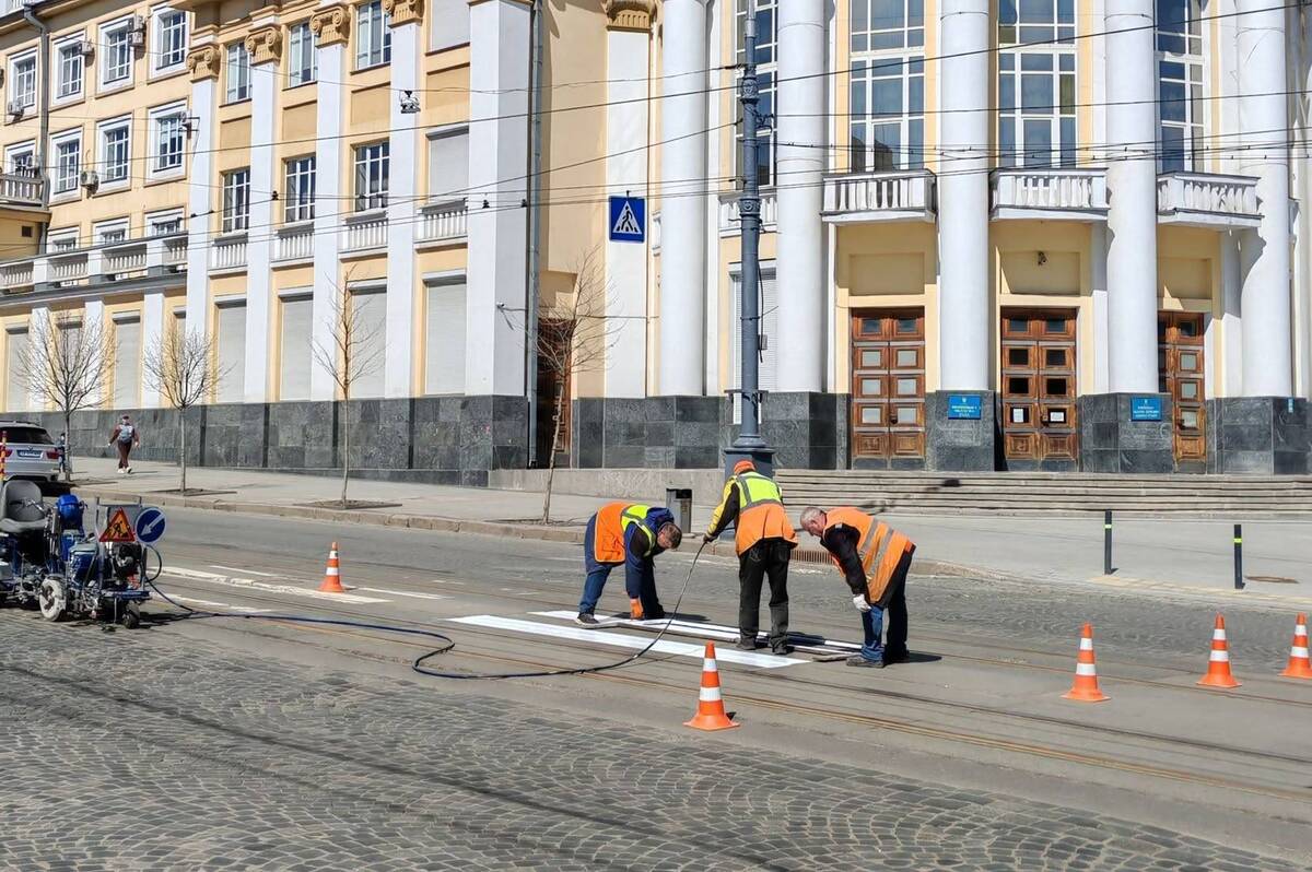 У Вінниці розпочали щорічне оновлення дорожньої розмітки (відео)
