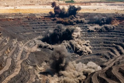 Буде гучно: жителів Вінниччини попереджають вибухи на кар’єрі 14 квітня