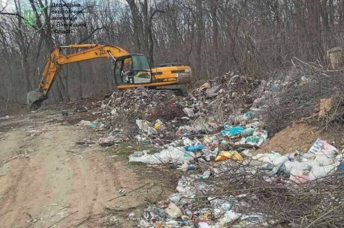 На Вінниччині ліквідували стихійне сміттєзвалище площею понад 2700 м²
