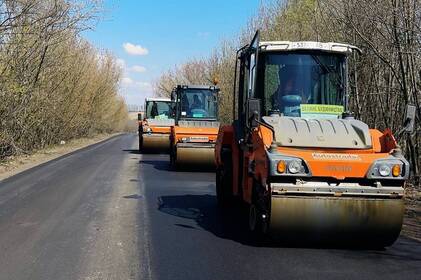 На трасі Р-33 дорожники відновили понад 60 тисяч квадратних метрів покриття