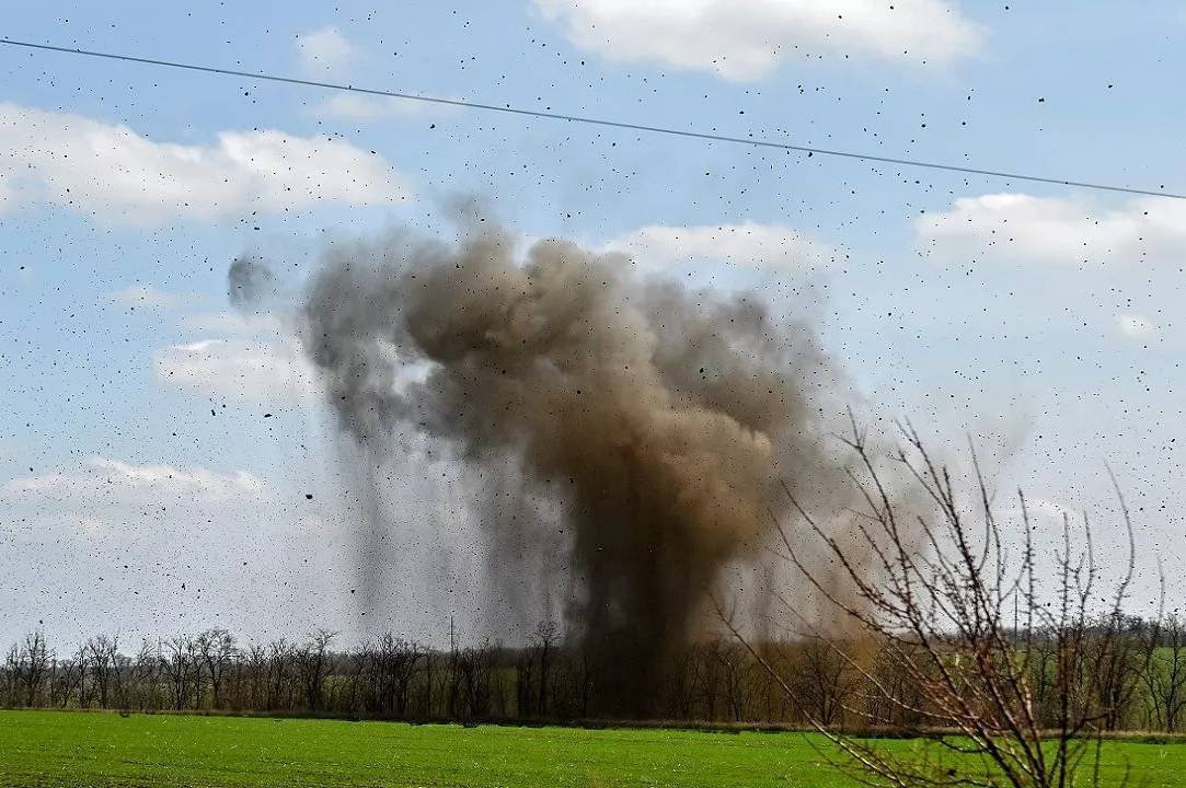 Мешканців Калинівської громади попереджають про планові вибухові роботи