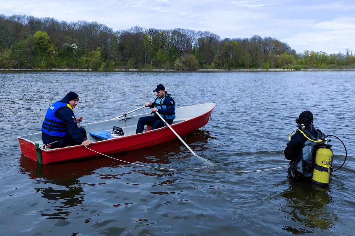На Вінниччині водолази ДСНС дістали з водойми тіло 25-річного чоловіка