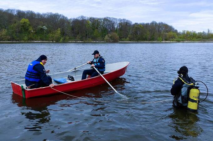 На Вінниччині водолази ДСНС дістали з водойми тіло 25-річного чоловіка