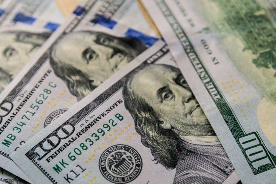 НБУ оновив курс валют: скільки коштує євро, долар та злотий у четвер, 30 квітня