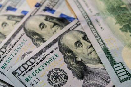 НБУ оновив курс валют: скільки коштує євро, долар та злотий у четвер, 30 квітня