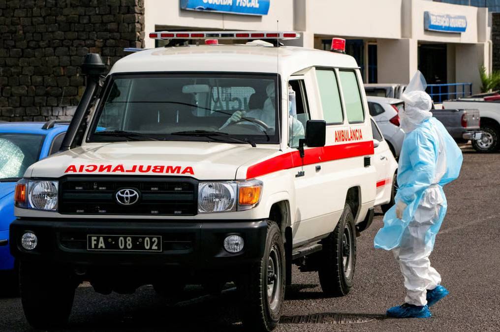 Відмовляють легені або нирки: усе, що треба знати про хантавірус