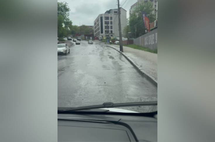 У Вінниці стався сильний витік на водогоні: частина будинків без води