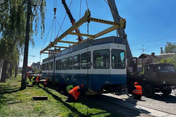 До Вінниці прибув ще один швейцарський трамвай Tram 2000