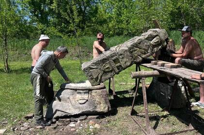 У Буші відтворюють давньослов’янське святилище та встановили копію Збручанського Світовида
