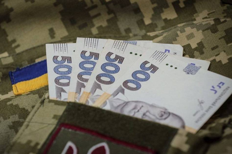 Військові після служби можуть отримати одноразову допомогу