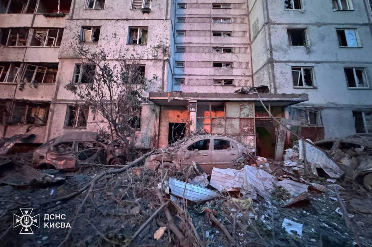 Росія випустила 73 ракети та 656 дронів: що відомо про масовану атаку на Україну (фото)