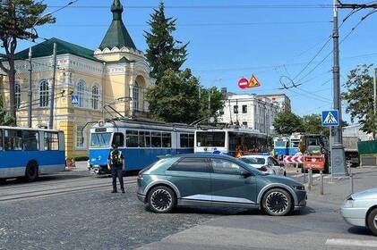 У центрі Вінниці майже на місяць обмежать рух на Соборній: як курсуватиме транспорт