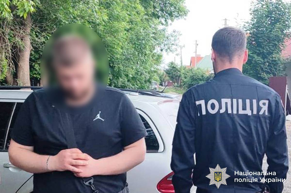 В Агрономічному поліцейські затримали розповсюджувача небезпечних психотропів
