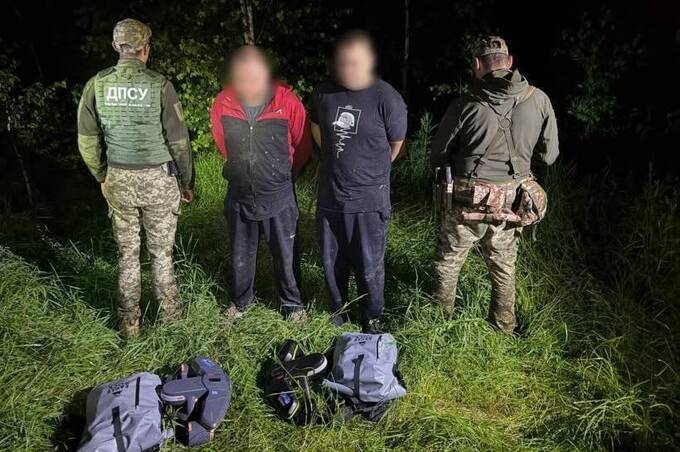 На Вінниччині двоє братів на акваскутерах намагалися незаконно перетнути кордон