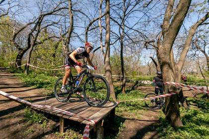 Вінничани здобули срібну та дві бронзових медалей на чемпіонаті з велоспорту