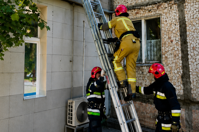 Трагедія у багатоповерхівці Вінниці: у квартирі знайшли мертвого чоловіка