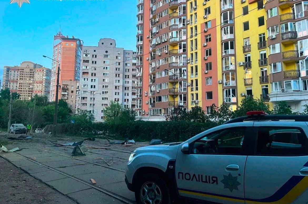 Нічна ворожа атака на Київ: є загибла та постраждалі
