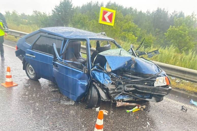 Зіткнулися ВАЗ і Citroën: у ДТП на Вінниччині постраждали двоє людей