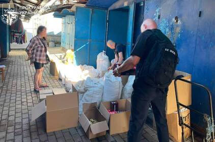 На Вінниччині викрили незаконне виробництво тютюну: вилучили майна на понад 4,3 млн грн