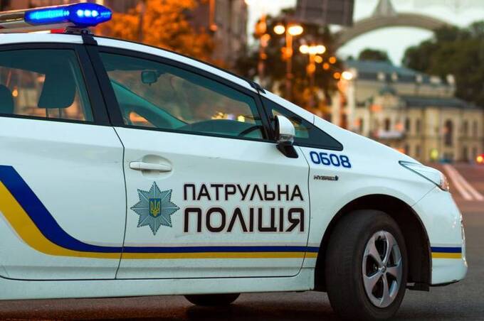 Патрульні затримали п'яного водія, який намагався втекти після порушення ПДР