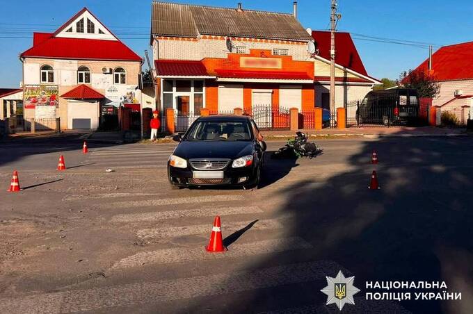 У Бершаді сталася аварія з мотоциклом: що відомо