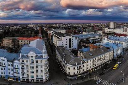 Під час вчорашньої грозової зливи у Вінниці за кілька годин випала місячна норма опадів