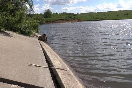 Одразу двоє дітей потонули в ставку на Вінниччині