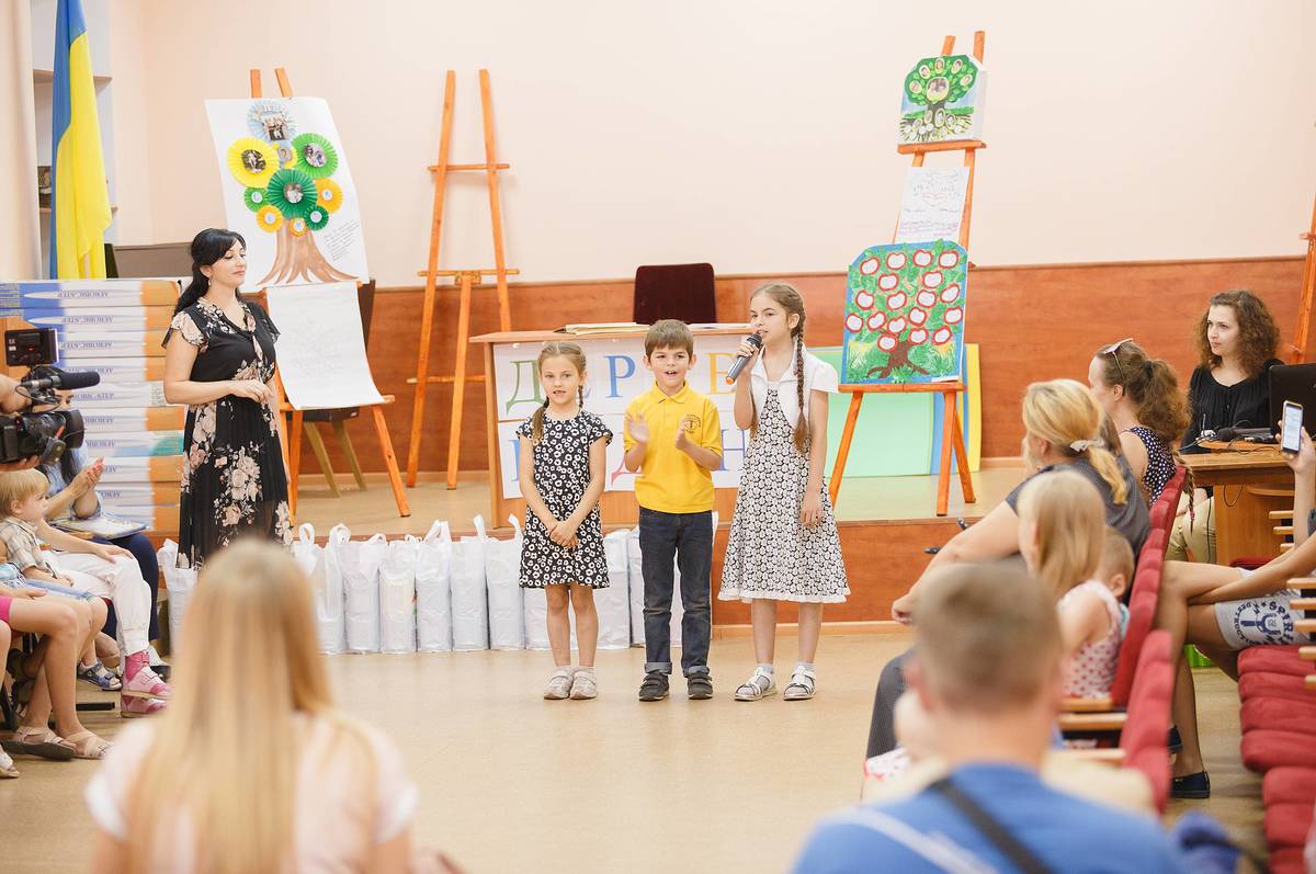 ​У Вінниці підбили підсумки фестивалю «Нехай завжди квітує дерево родинне» 