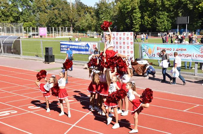 День Вінниці: на стадіоні Центрального парку відбулась презентація ДЮСШ та спортивних клубів міста, майстер-класи