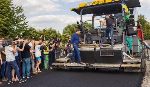 Володимир Гройсман проінспектував роботи по проекту GО Highway у Вінницькій, Тернопільській, Хмельницькій областях