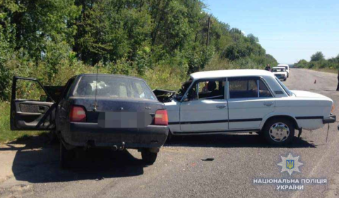 На Вінниччині зіткнулись дві автівки: постраждали двоє дітей