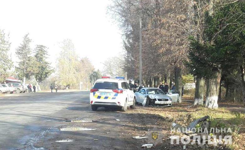 На Вінниччині затримали злочинців, які побили чоловіка та викрали його авто. Серед затриманих 17-річна дівчина