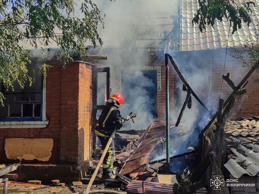 В Немирові загорівся приватний будинок