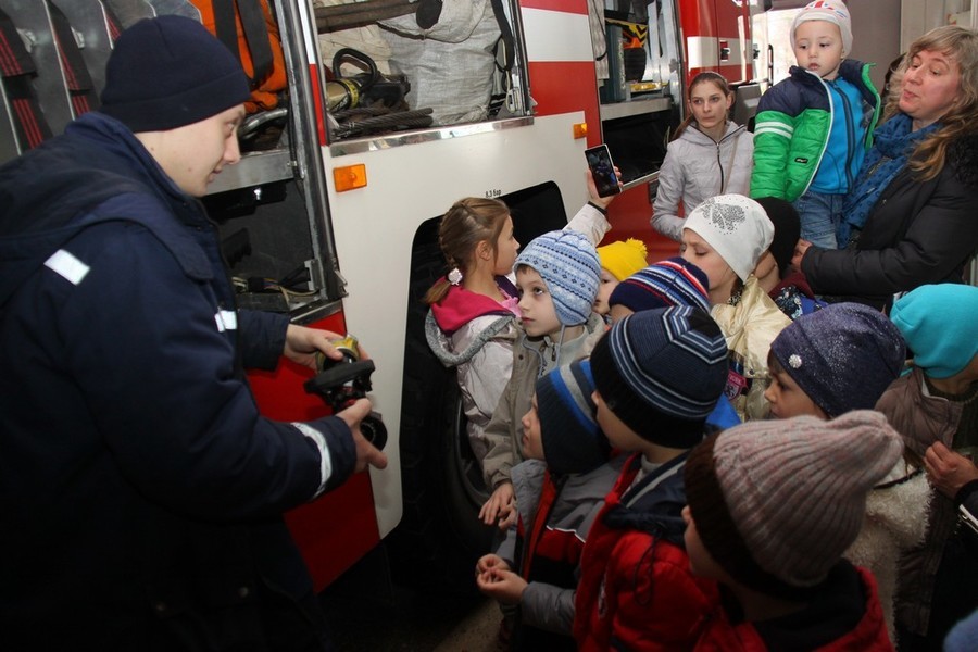 До рятувальників Вінниці на екскурсію завітали малюки