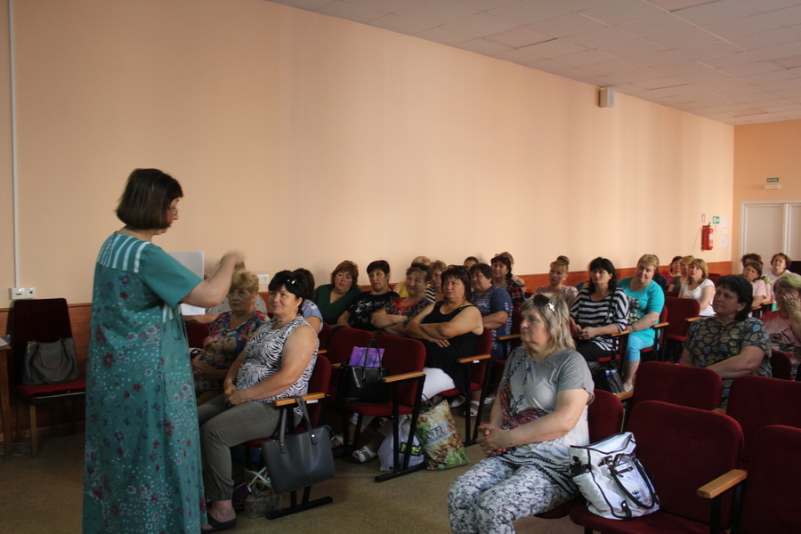 Соціальні робітники Терцентру навчались доглядати за людьми, які хворіють на деменцію, щоб покращити якість їх обслуговування