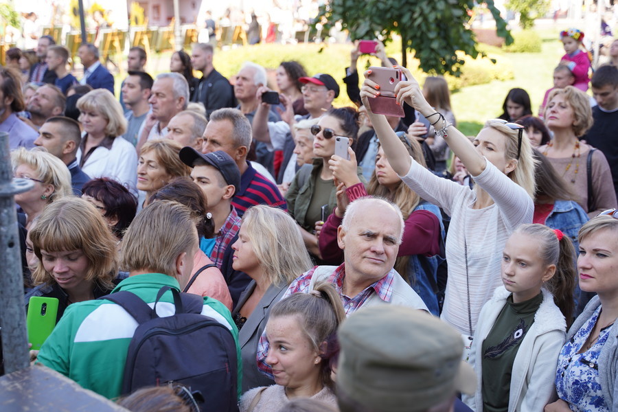 Святкування Дня міста стартувало – в центрі міста зібрались тисячі вінничан та гостей міста