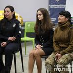 8 березня - не про тюльпани: жінки поліції провели для молоді інтерактивний захід 