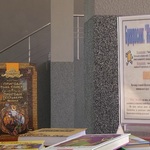 У  20-й школі відкрили бібліотеку просто неба