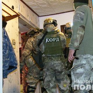 На Вінниччині чоловік влаштував стрілянину та поранив поліцейських