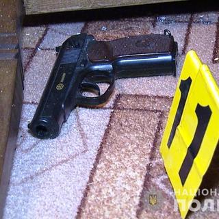 На Вінниччині чоловік влаштував стрілянину та поранив поліцейських