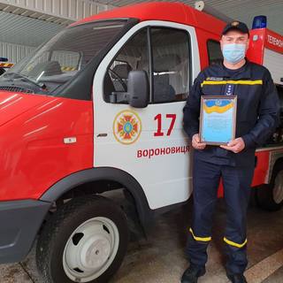 Козятинським рятувальникам передали сучасний аварійно-рятувальний автомобіль