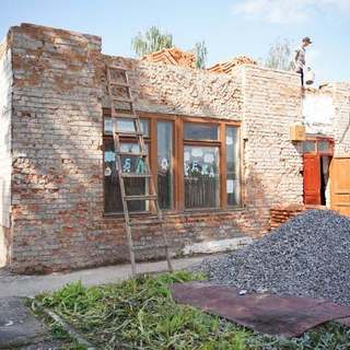 На вулиці Бучми почали капітально ремонтувати приміщення бібліотеки №16