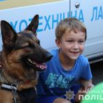 Сотні маленьких вінничан спробували себе у ролі поліцейських, завітавши у «Місто професій»