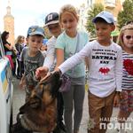 Сотні маленьких вінничан спробували себе у ролі поліцейських, завітавши у «Місто професій»